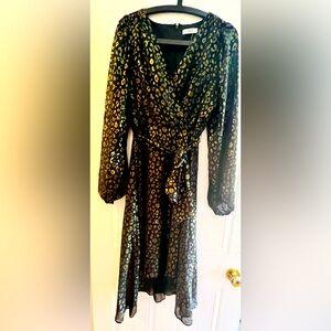 Suzy Shier dress wild gold Medium New